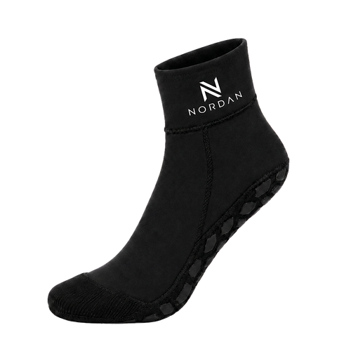 NORDAN beach performance sand socks, black